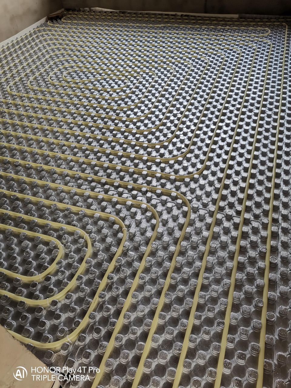 1740540645212259.jpg 1740540645212259.jpg